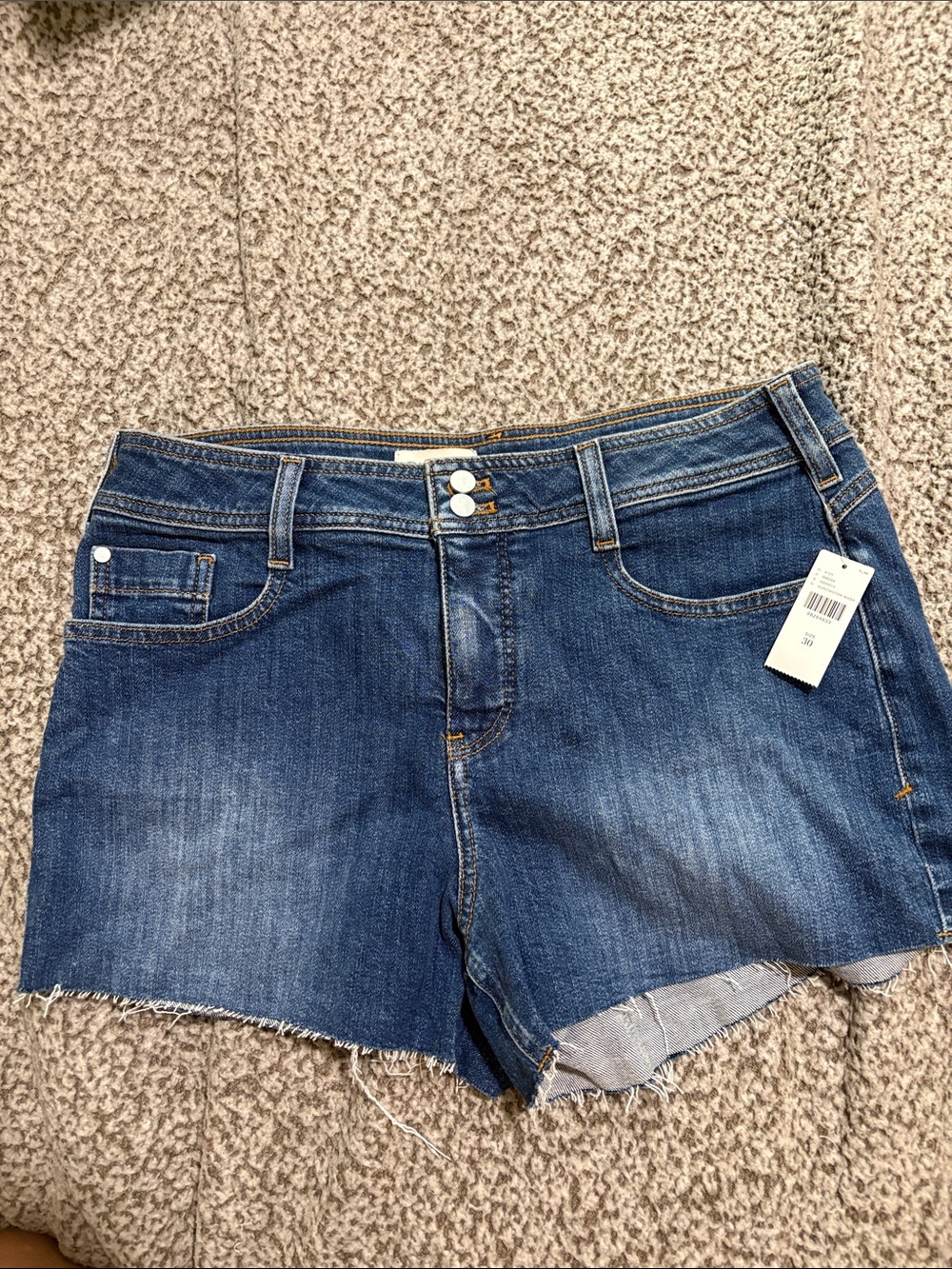Oil to Jean shorts